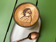 -潮一不贰·法式甜品·生日蛋糕·西式简餐(外滩店)