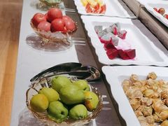 -腾阁自助餐厅(朝林广场店)
