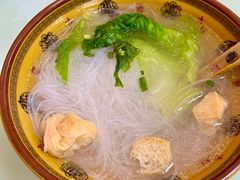 油豆腐粉丝汤-食惠里小笼包面馆(越秀店)