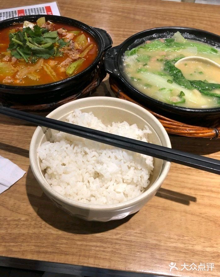 我愿称这条街为成都东站附近的美食天花板！！！