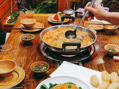 -亮欢寨酸汤鱼(沙冲路店)