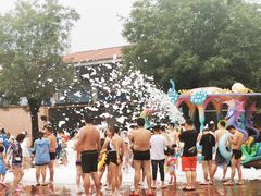 -欢乐水魔方水世界