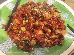 -渔语鱼新川菜Bistro(万象天地店)