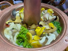 -民食香·腊排骨野生菌美食(木府店)