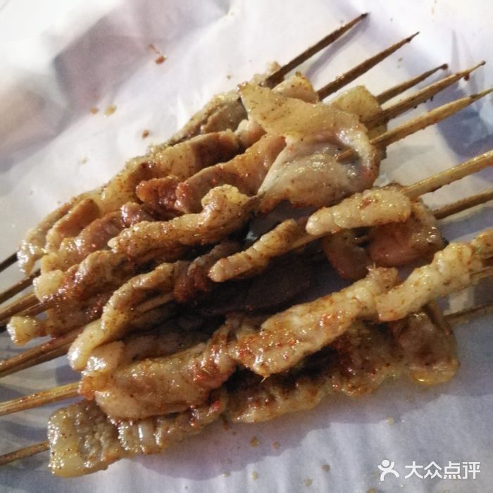 小红桶烧烤(烟台芝罘医院总店)图片