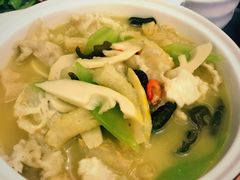 -老季市·三代非遗传承·地标美食老汁鸡(工农路店)