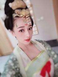 -盘子女人坊古装写真摄影(厦门总店)