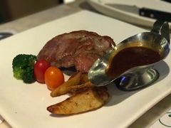-绿茵阁(体育西分店)