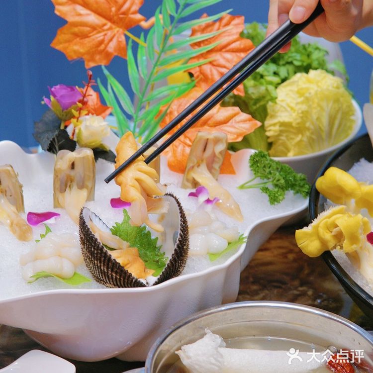 南京探店🔍菌味斑鱼府解锁薄如蝉翼斑鱼片