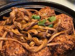 黄花菜红烧肉圆-人全到南京本帮菜馆(云锦路店)