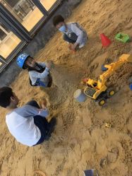 -PIPIKINGDOM皮皮王国欢乐号(欢乐海岸购物中心店)