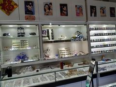 -臻美视爵眼镜·明月·依视路·蔡司折扣店(广渠门店)