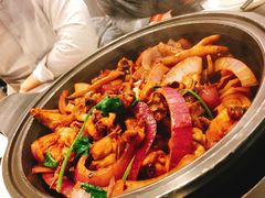 -胡须佬鸡煲四季火锅店(石厦西村直营店)