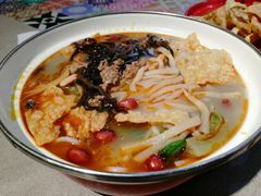 -丽丽三鲜螺蛳粉(田林路店)