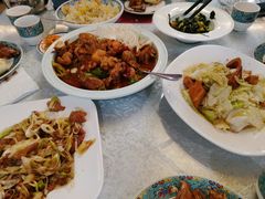 -汗腾格里·风味餐厅(新疆驻京办店)