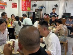 -何永光123鲜牛肉馆(1号店)