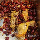 拌仙兔头·一家把热卤做来火出圈的品牌