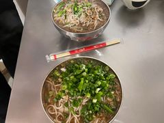 -正宗杨记普洱酸醋米线(总店)