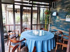 包厢-野蔓果·山野菜(西湖景区·龙井茶田店)