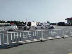 -凌海服务区-停车场