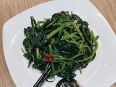 -西部马华清真兰州牛肉面·烧烤夜市(三里河店)