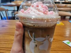 -瑞幸咖啡(凯德龙之梦莘庄店)