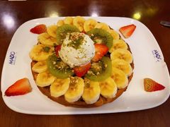 什锦水果松饼冰淇淋-MADO冰淇淋咖啡馆(淘金店)