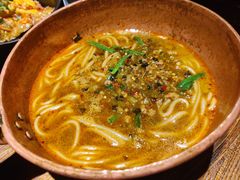 小锅米线-云海肴·汽锅鸡·云南代表菜(美罗城店)