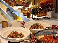 -鱼鲜饭香·招牌汽锅剁椒鱼头王