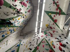-绿壁虎攀岩基地(Tcar店)