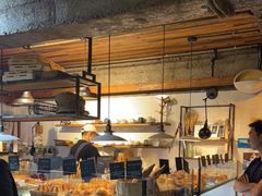 面包甜点陈列柜-仙峰天然面包(迎宾路店)