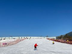 -华彬猛犸滑雪场