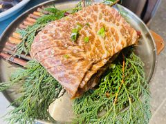-草家酱蟹炭火烤肉店(珲春南路一店)