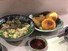 -老新隆牛肉锅贴(新街口店)