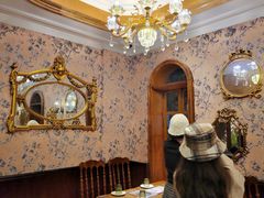 -秘密旅行Bonjour(黑金冠 江南西店)