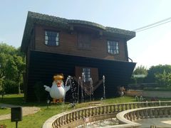-金山农民画村-枫泾波兰倒置屋