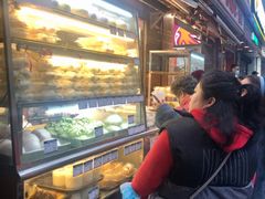 -白玉兰食品(汇联商厦店)