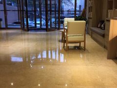 -西安大雁塔科技大学地铁站亚朵酒店