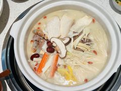 -三人行骨头王火锅(长寿店)