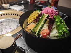 -山川小町·极番烧肉(新地假日广场店)