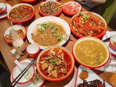 -老闵田螺馆·南昌市井菜·特色小吃(总店)