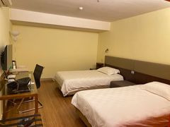 -岭南佳园连锁酒店(广州北京路步行街农讲所地铁站店)