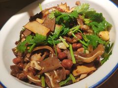 -费大厨辣椒炒肉(万家丽一店)