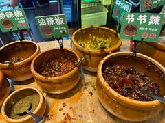 -云阿蛮云南生烫牛肉米线(奉贤路店)