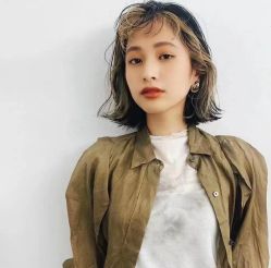 -时尚殿堂明星门店