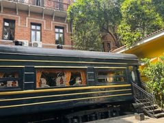 -火车头法国西餐厅