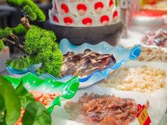 -四囍码头海鲜烧烤自助火锅(外滩南京东路悦荟广场店)