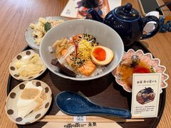 -啢啢茶寮(芳华横街店)