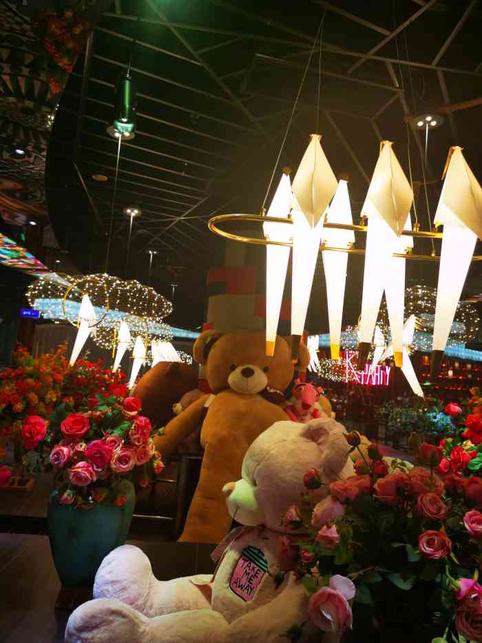 k 全国连锁ktv(绿地缤纷天地店)-"总体还不错,就是时间有点短,价格