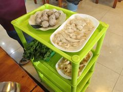 -15年老字号鑫鑫猪肚鸡·椰子鸡海南火锅(兴隆华侨农场店)